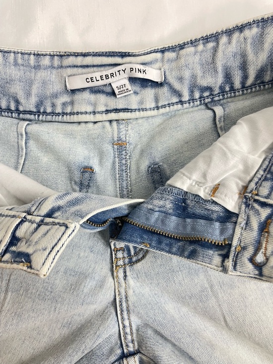 Celebrity Pink Women's Low Rise Double Waistband Wide Leg Jeans Size 5/27 - Picture 10 of 15
